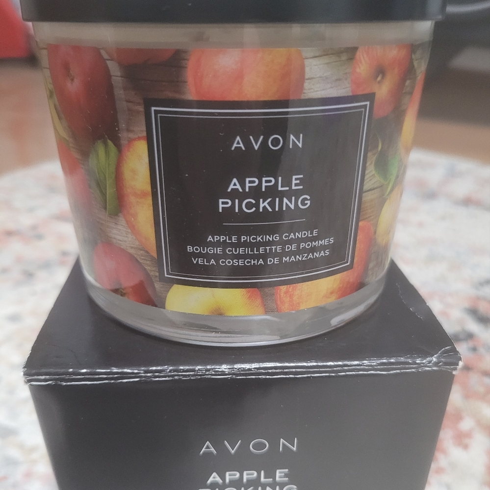 Avon Candle
